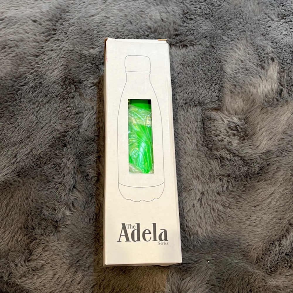 Neon Green Us open bottle